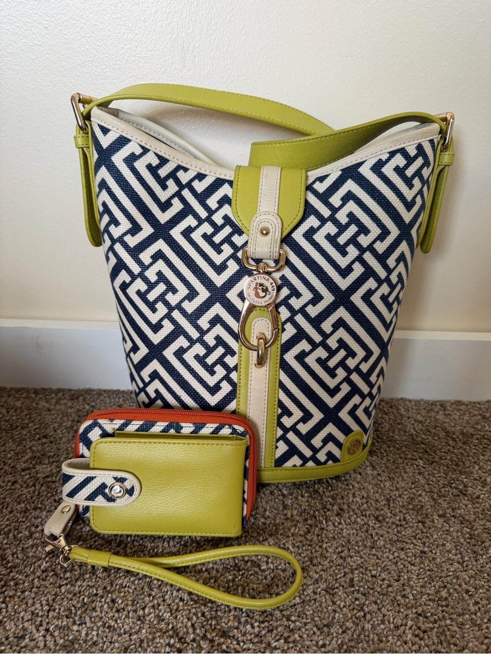SPARTINA 449 Haig Point Bay Linen Bucket Bag / Shoulder Bag - Navy Lime & Wallet